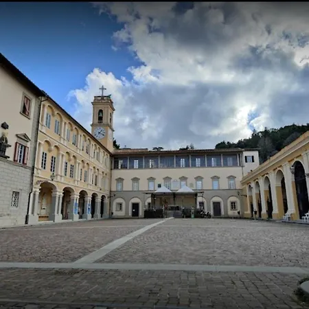 Il Giardino Segreto Di Montenero شقة
